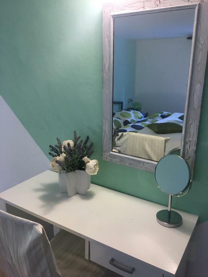 Apartment Mirana With Garden And Free Parking Zadar Extérieur photo