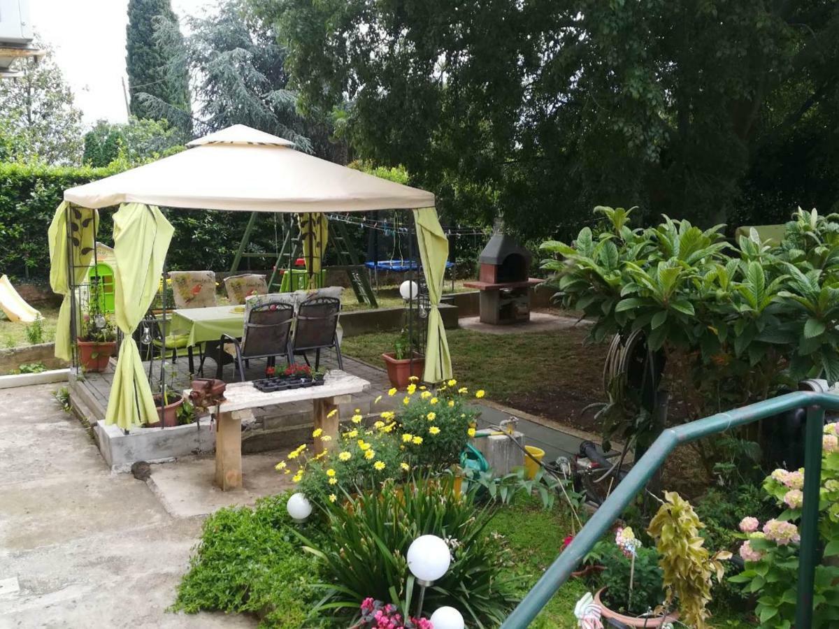 Apartment Mirana With Garden And Free Parking Zadar Extérieur photo