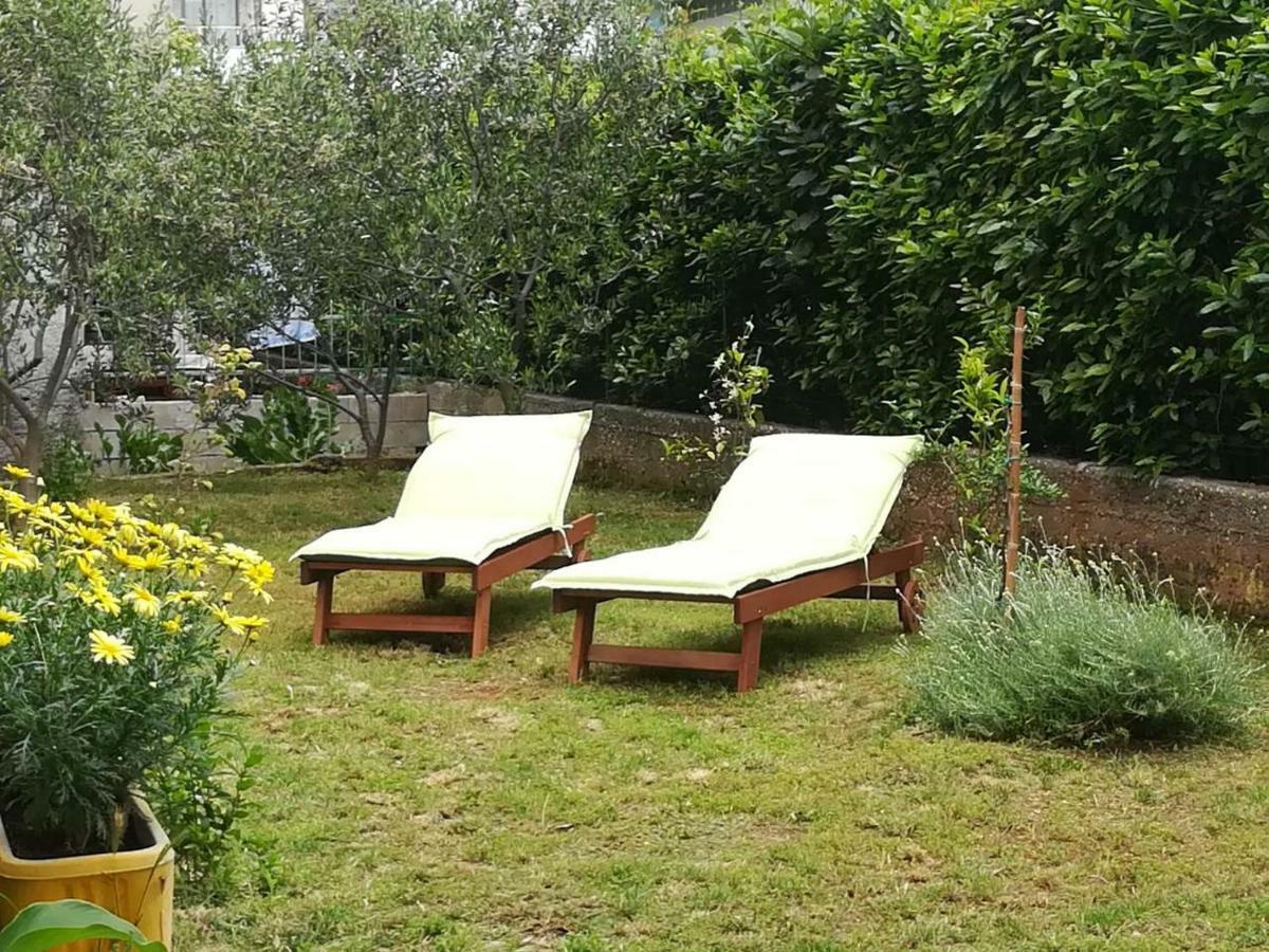 Apartment Mirana With Garden And Free Parking Zadar Extérieur photo